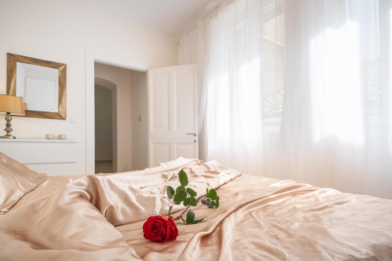 Nadiona Suites Red & Cream Corfu  Екстериор снимка