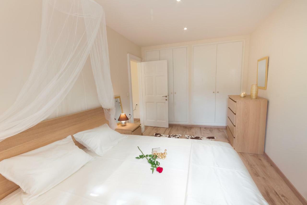 Nadiona Suites Red & Cream Corfu  Екстериор снимка